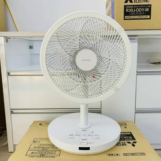  Quạt điện Mitsubishi